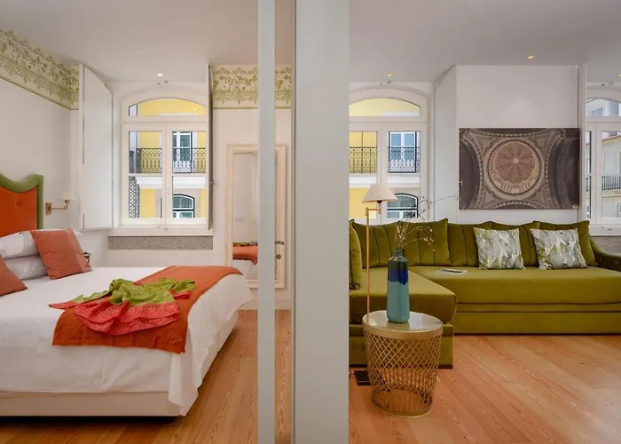 Once Upon Family Units Lizbona