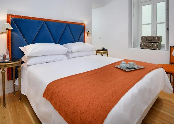 Once Upon Family Units * Lizbona